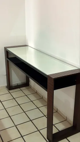 Aparador espelhado
