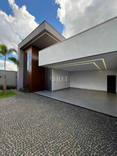 Casa com 4 Quartos, Residencial Jardim Campestre - Rio Verde