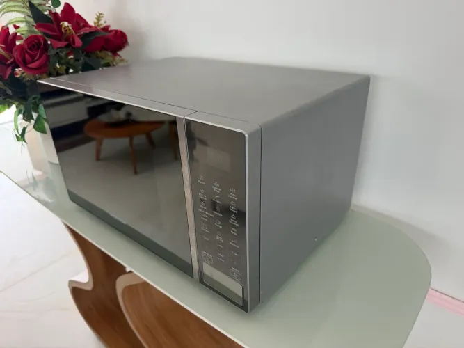 Microondas Brastemp BMS46AR 32 litros