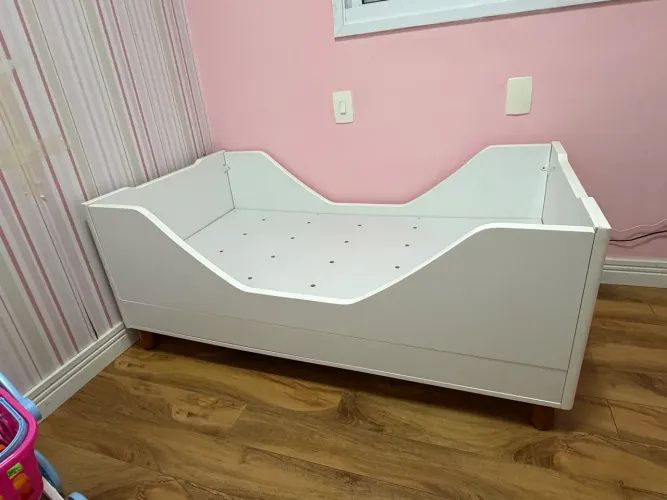 Berço que evolui para mini cama