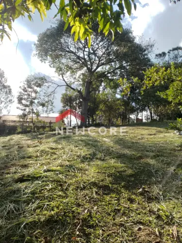 Lote em Alameda Jacarandá - Roseira - Extrema/MG