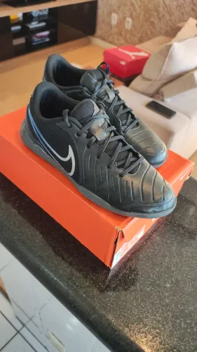 Chuteira Futsal Nike Legend 10 Club IC Preta