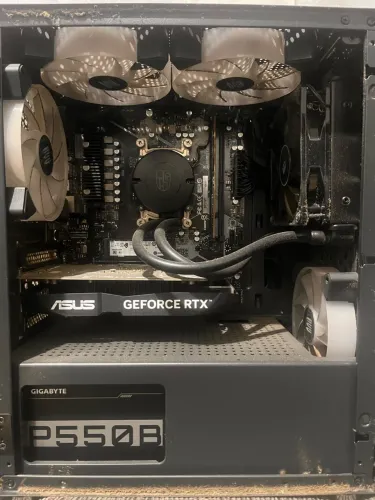 Vendo pc gamer 1 ano de uso!