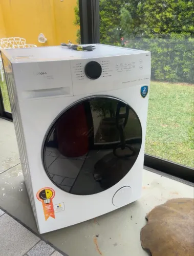 Máquina lava e seca