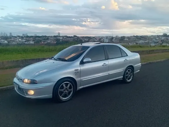 Fiat Marea HLX 2.4 MPI 20V 4P Aut. 2003