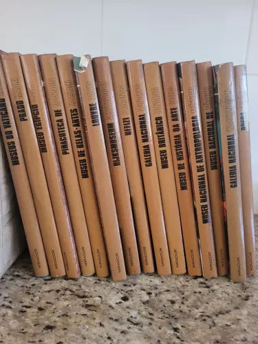 Coleção Enciclopédia dos Museus