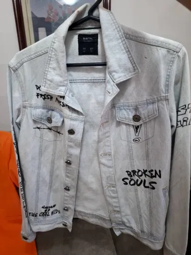 Jaqueta Jeans Clara Estilo Street - Tam PP - Ótimo Estado