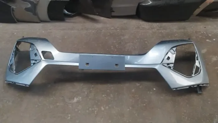 Parachoque Peugeot 2008 2024 2025 2026