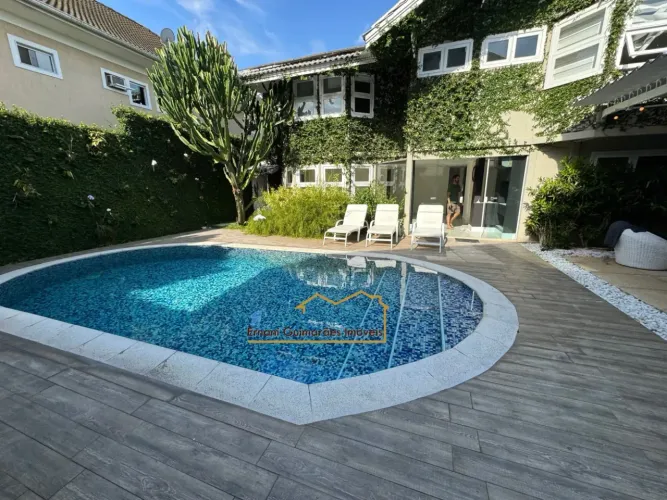 Casa no condominio Maramar