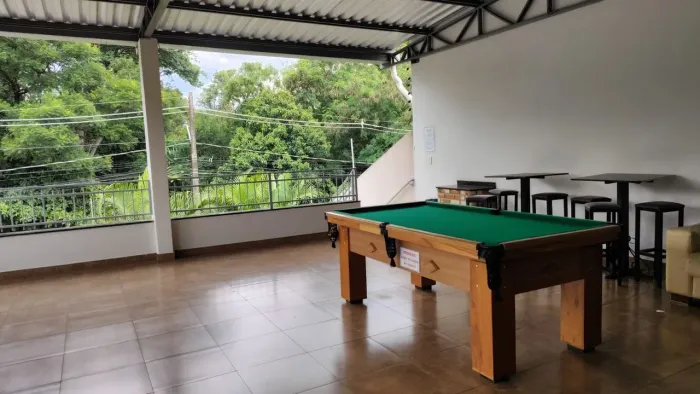 AREA DE LAZER COM PISCINA NO JARDIM UNIVERSO 680.000,00
