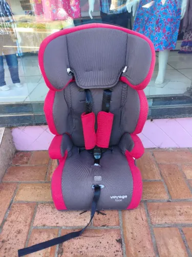 Cadeira de automóvel 9-36kg Cosco