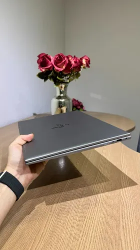 Notebook HP Zbook Firefly G10 i7 32Gb 512Gb SSD 16'' QHD+ OLED