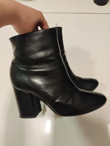 Bota Cano Curto Preta Clássica Sonho dos Pés