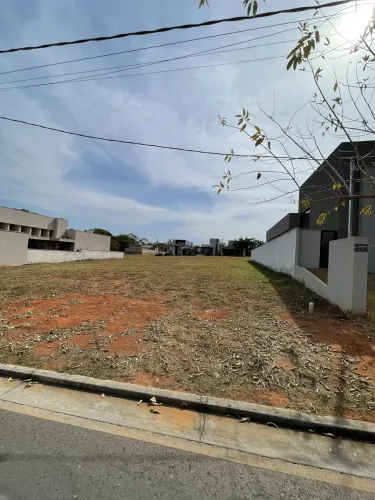 Lote 360m² no Terras Alpha 1 | Condomínio Fechado | Pronto Para Construir