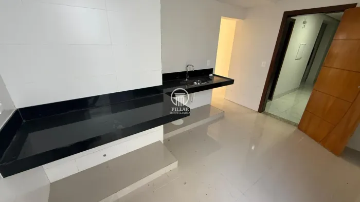 APARTAMENTO À VENDA NO BAIRRO SÃO JOSÉ MONTES CLAROS/MG