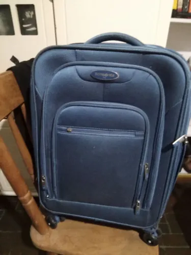 Mala pequena samsonite