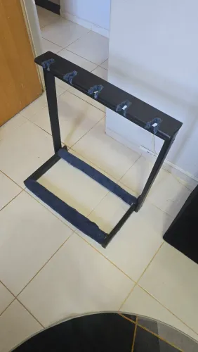 Suporte de chão pra violão, baixo, guitarra, 5 instrumentos