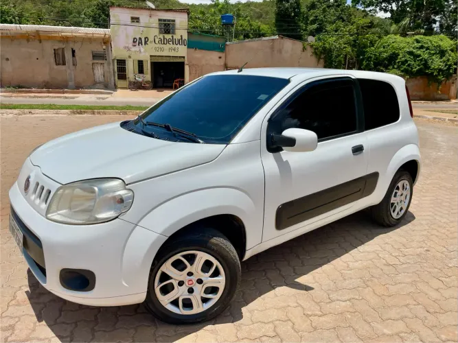 Fiat Uno Vivace 1.0 EVO Fire Flex 8V 3P 2015