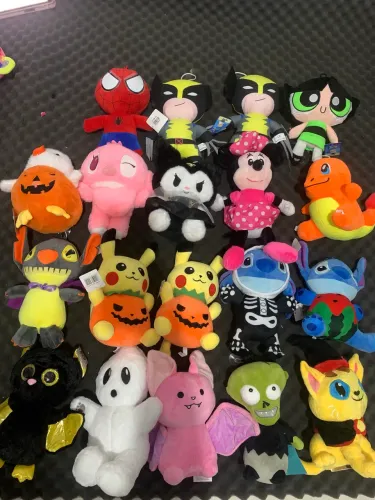 Lote Pelúcia Personagens e Halloween