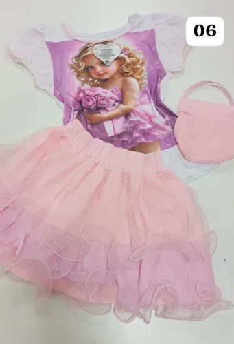 Roupas femenina infantil
