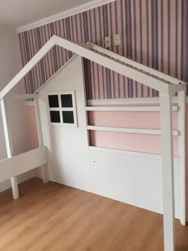 Estrutura de casinha para cama infantil 