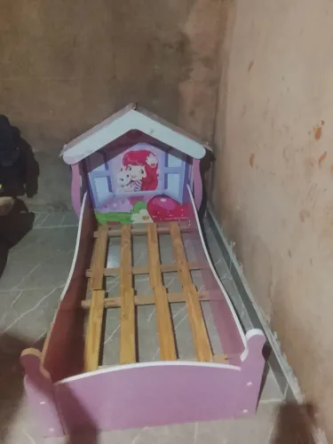 Cama infantil de menina