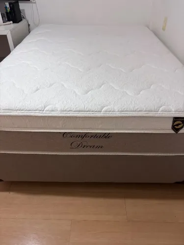 cama de casal novíssima
