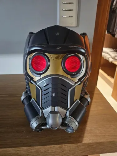 Capacete Star-Lord Marvel Legends Original Hasbro + Luz LED | Guardiões da Galáxia
