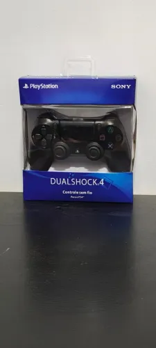 Controle preto de Playstation 4 lacrado e novo,restam 3 unidades!