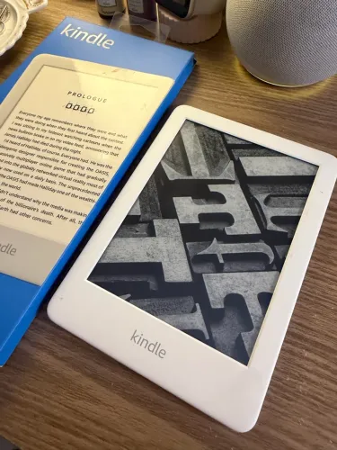 Kindle 10th geração branco