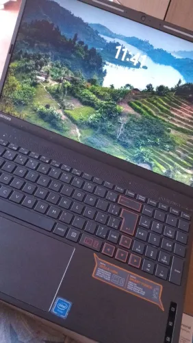 Vendo notebook semi novo
