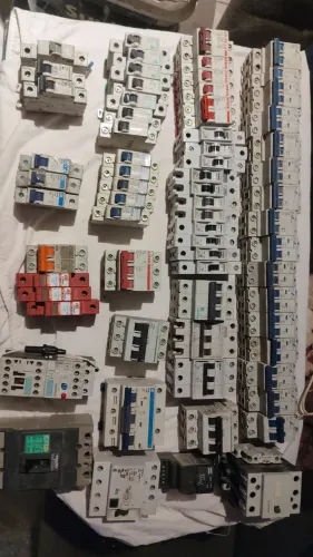 Lote de dinjuntores,vendo lote ou separado valor negociável 