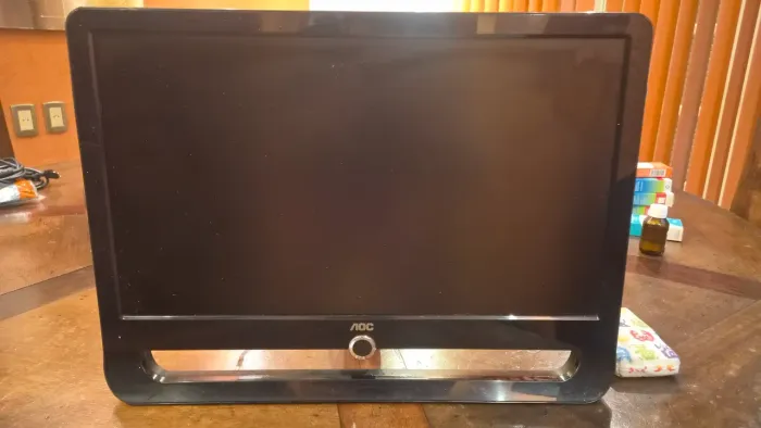 Monitor AOC F22 21.5"