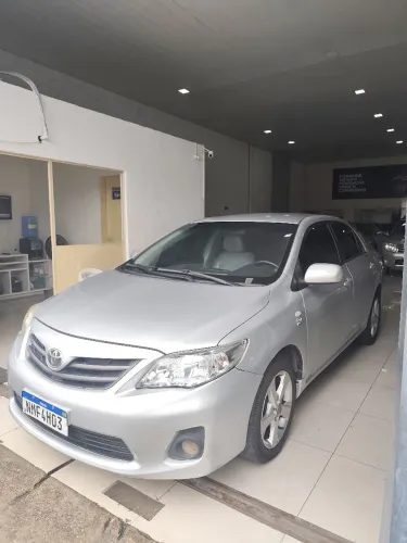 Toyota Corolla GLI 1.8 Flex 16V Aut. 2012