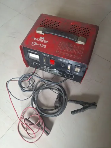 Carregador de Bateria Worker CB-13S (12V / 24V) - Carga Rápida e Lenta
