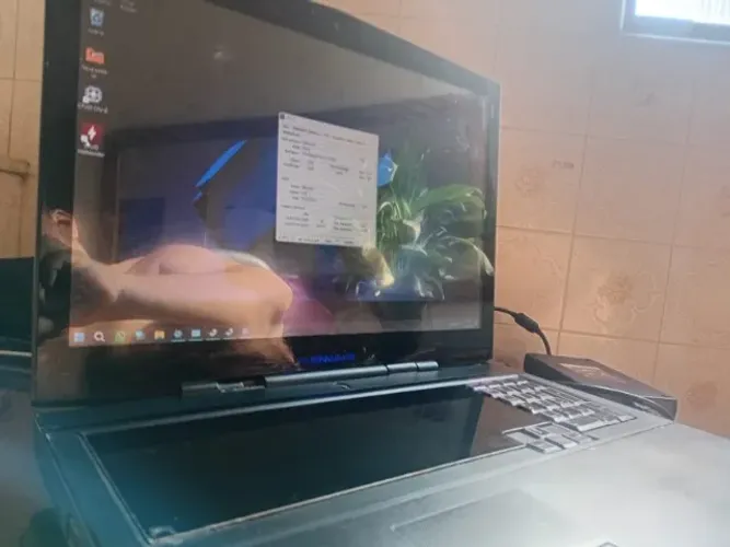 Dell Alienware M17X A10 (NAO LIGA)
