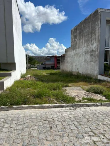 Terreno nascente à venda, 160 m² por R$ 180.000 - Malvinas - Campina Grande/PB