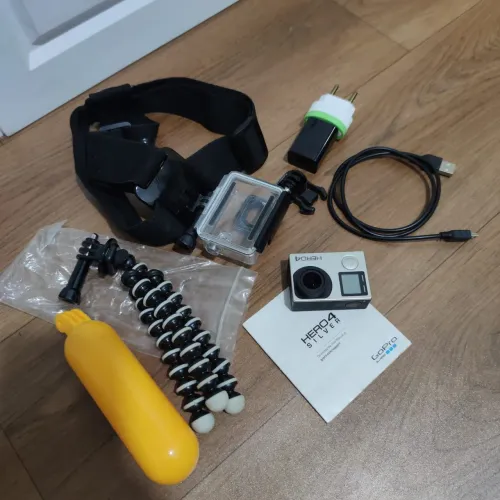 Câmera Gopro Hero4 Silver com acessórios