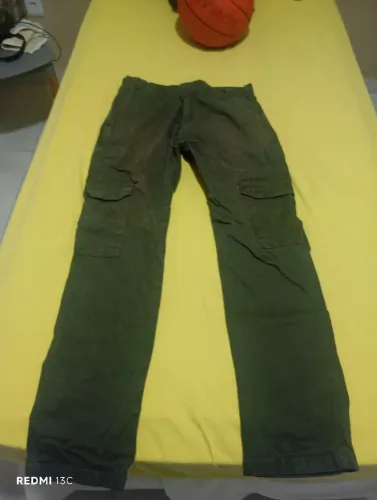Calça jeans verde 
