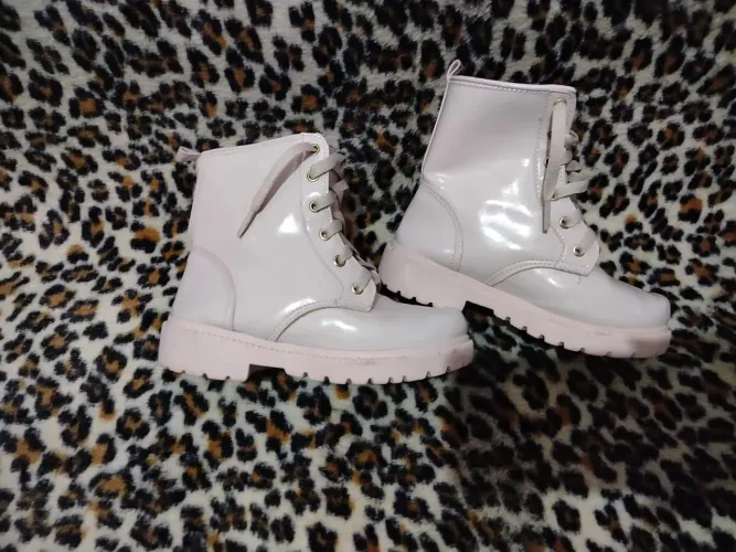 Bota infantil número 29
