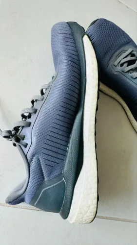 Tênis Adidas Boost 38 cinza