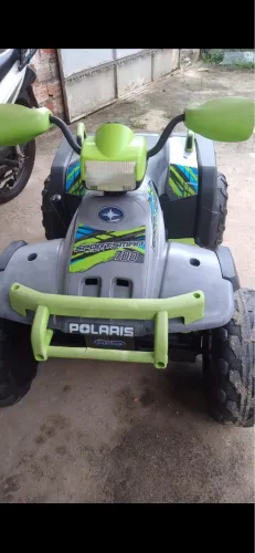 Quadriciclo elétrico