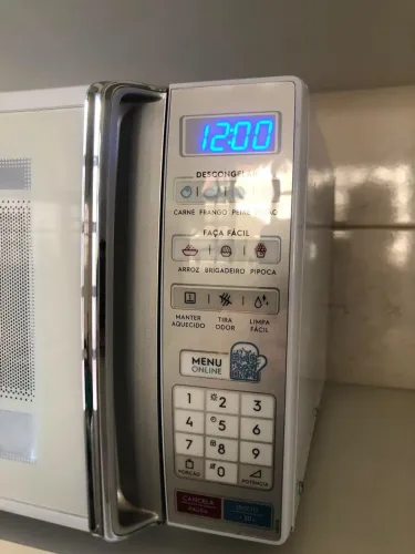 Microondas SEMI NOVO ótimo estado