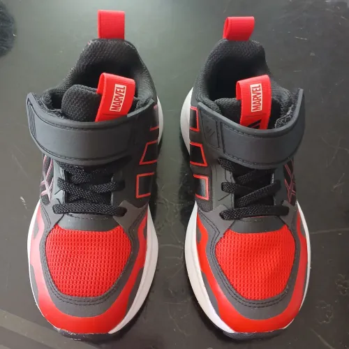 Tenis infantil homem aranha