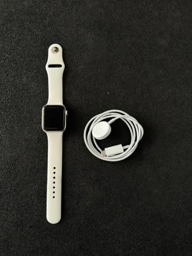 Apple Watch SE 