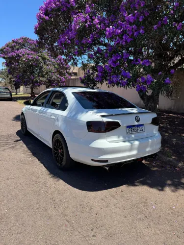 Volkswagen Jetta Highline 2.0 TSI 16V 4P Tiptronic 2016