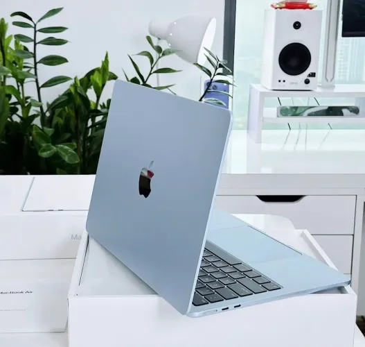 MacBook Air M4 13.6 16GB - 256GB SSD - SKAY blue 