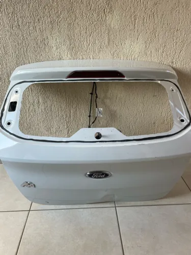 Tampa Traseira Ford Ka hatch 2020
