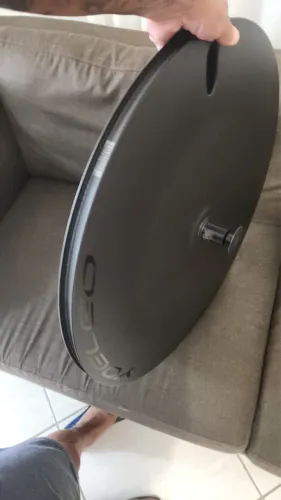 Roda disc fechada Yoeleo + pneu GP 5000 tubeless