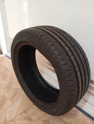 Bridgestone aro 18 medidas 235/45/18